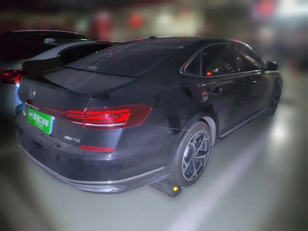 Volkswagen Passat 2025 Outstanding Model 380TSI Starry Dragon Edition — миниатюра 6