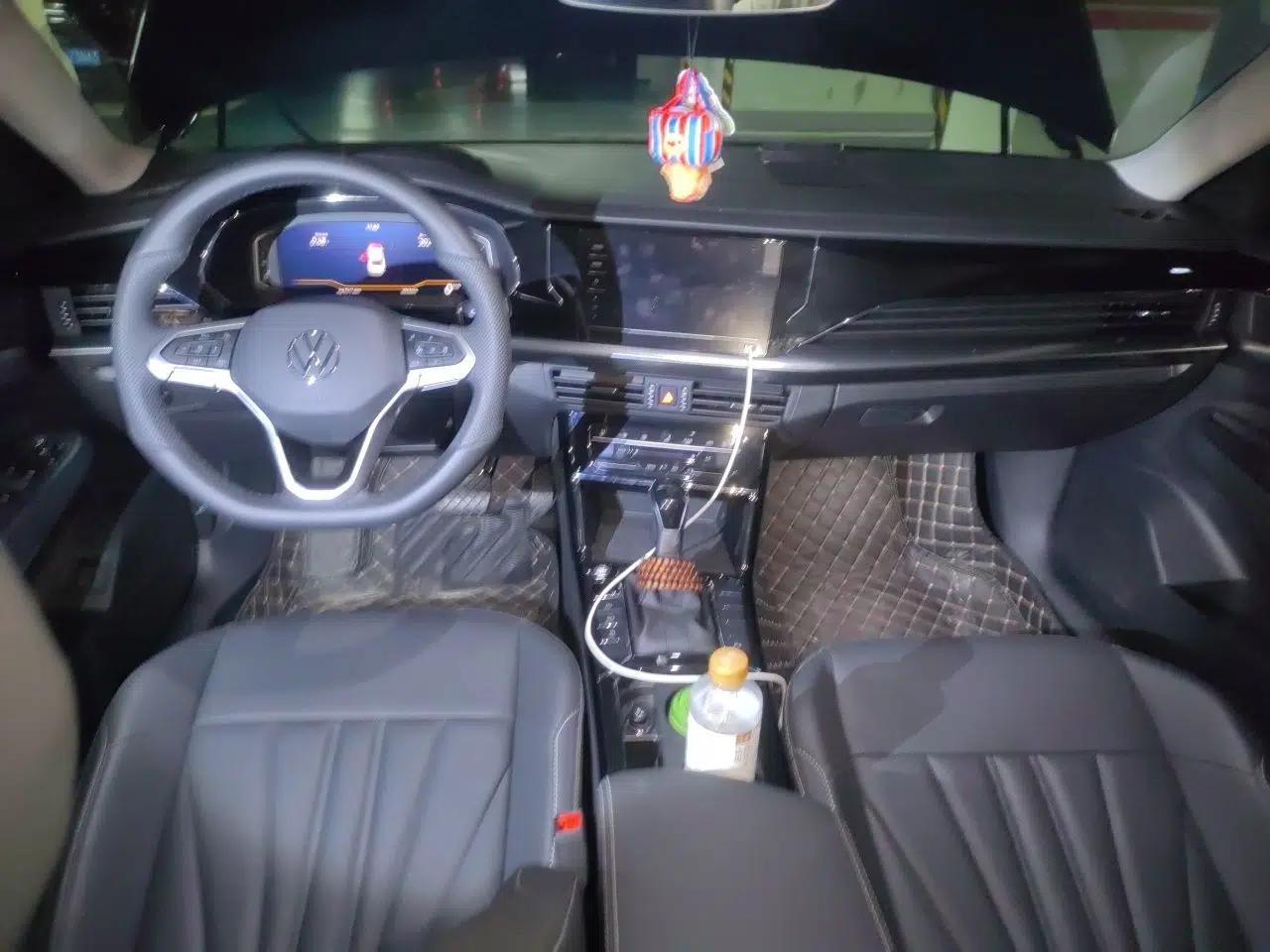 Volkswagen Passat 2025 Outstanding Model 380TSI Starry Dragon Edition — миниатюра 9