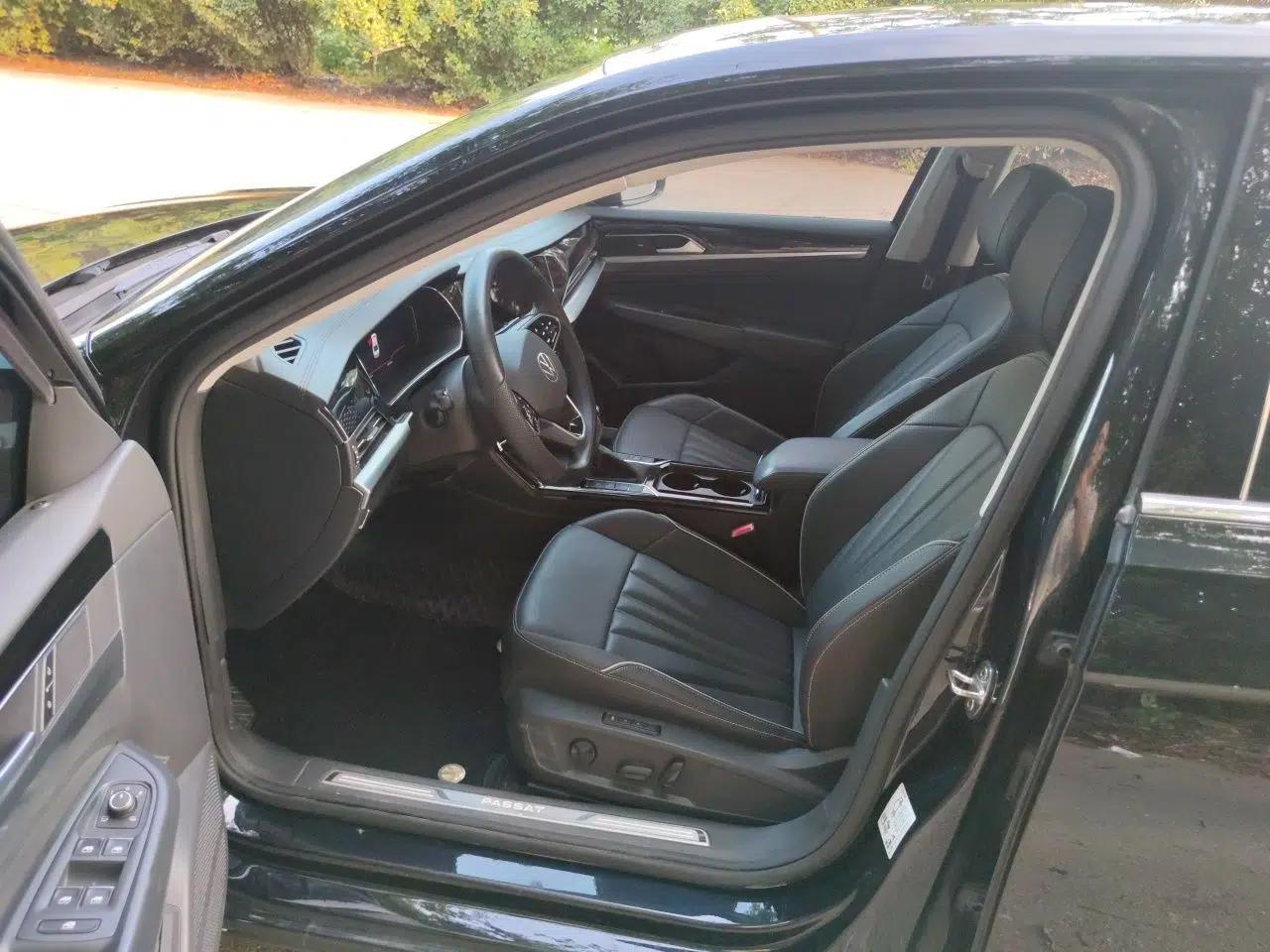 Volkswagen Passat 2024 380TSI Dragon Glory Edition — миниатюра 16