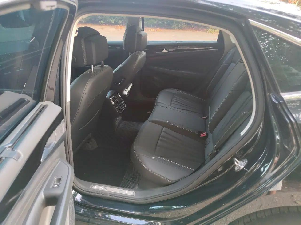 Volkswagen Passat 2024 380TSI Dragon Glory Edition — миниатюра 17