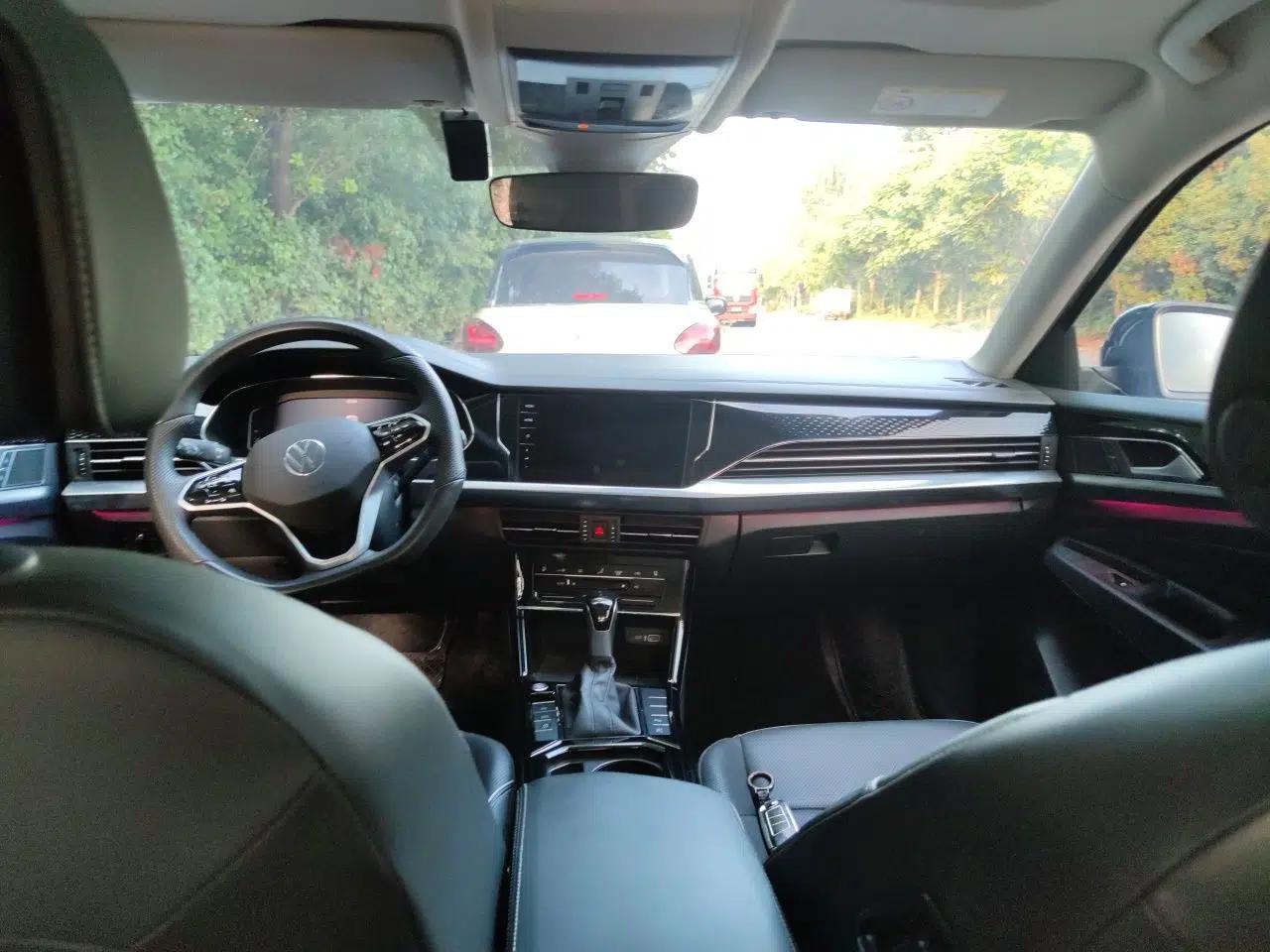 Volkswagen Passat 2024 380TSI Dragon Glory Edition — миниатюра 18