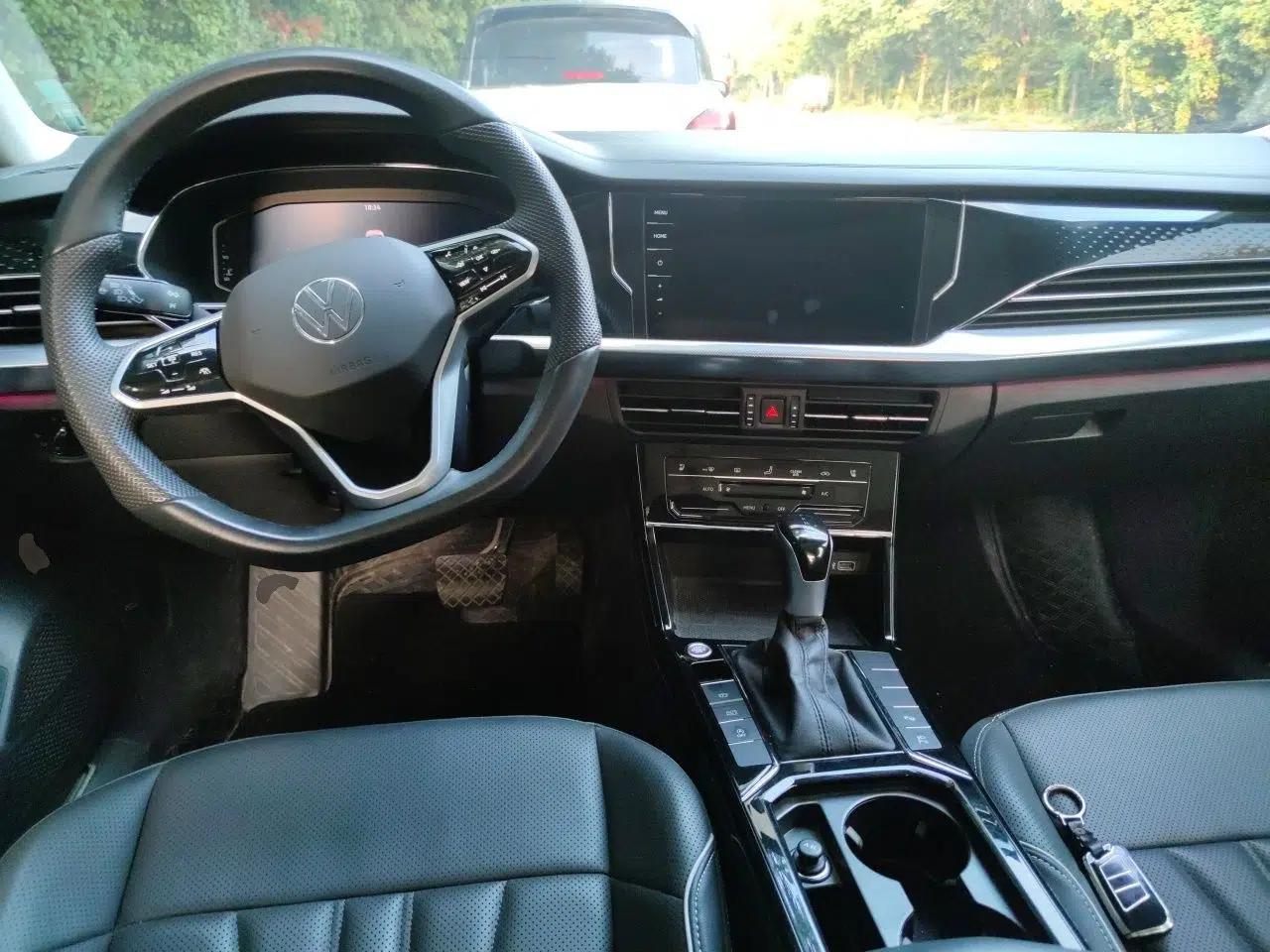 Volkswagen Passat 2024 380TSI Dragon Glory Edition — миниатюра 9