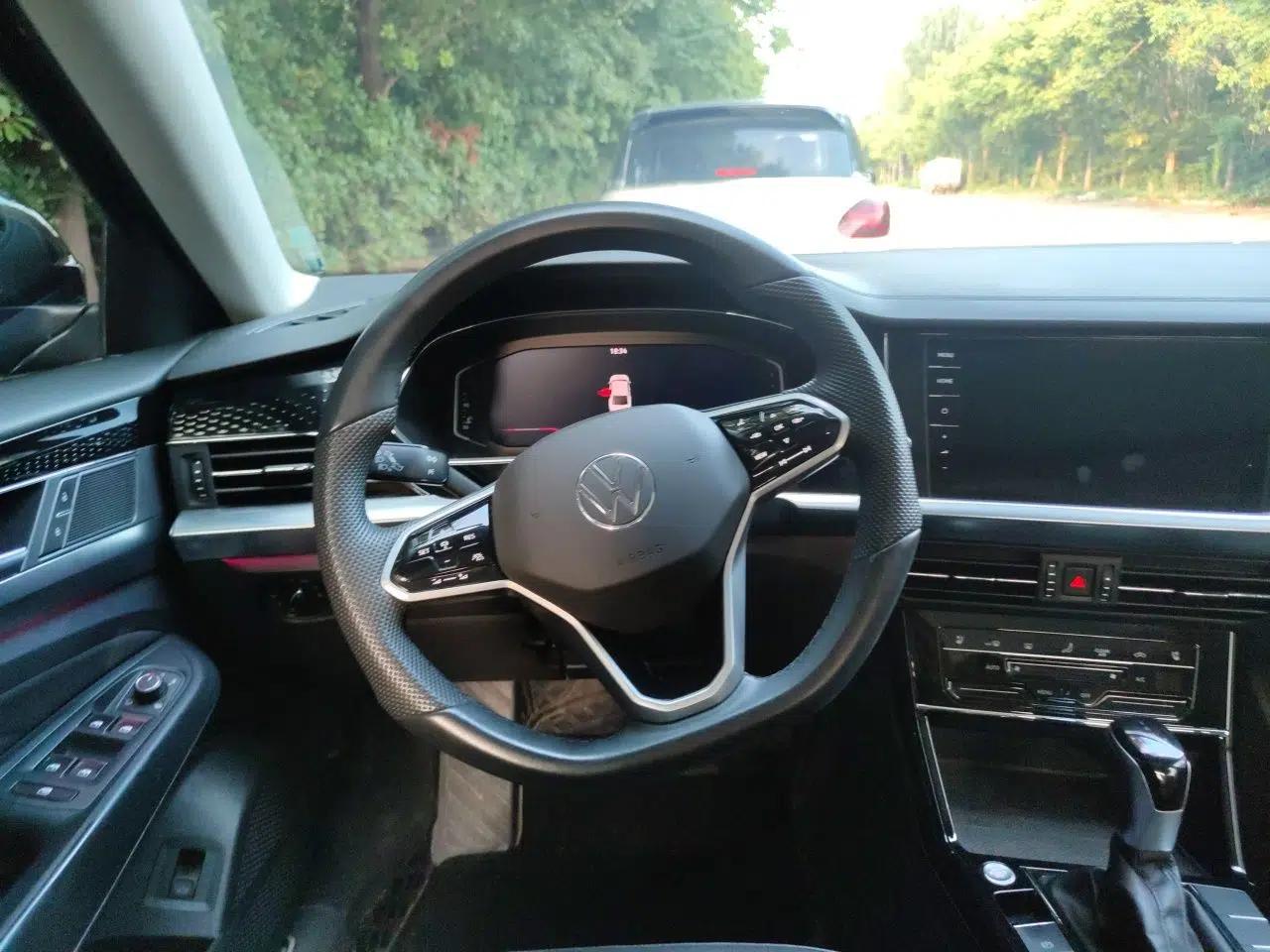 Volkswagen Passat 2024 380TSI Dragon Glory Edition — миниатюра 10
