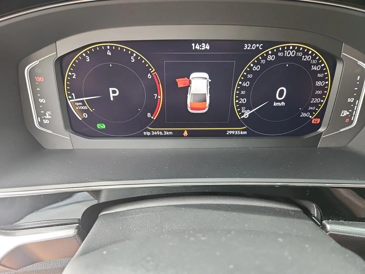 Volkswagen Passat 2024 330TSI Elite Edition — миниатюра 9