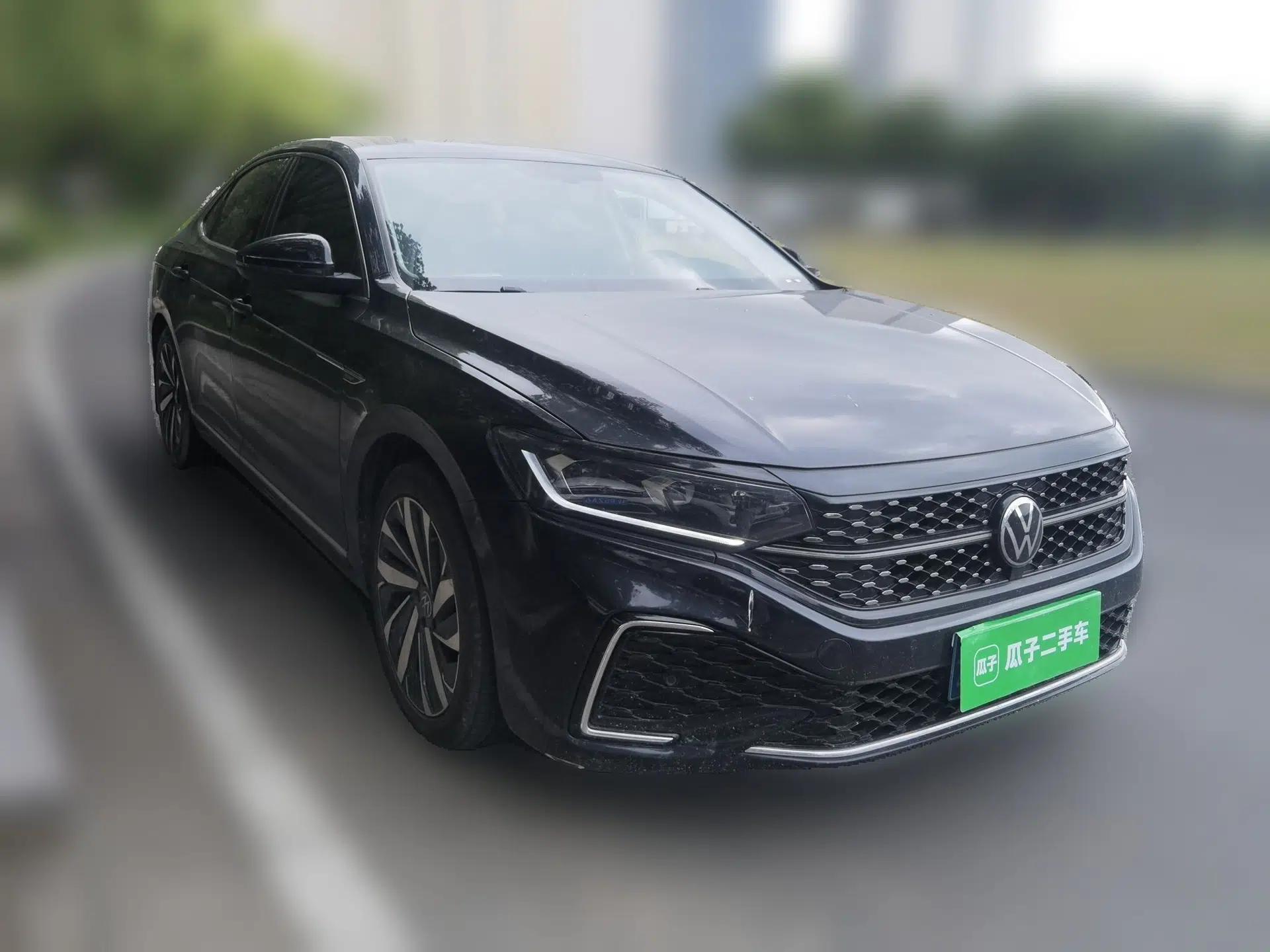 Volkswagen Passat 2022 330TSI Starry Elite Edition — миниатюра 3