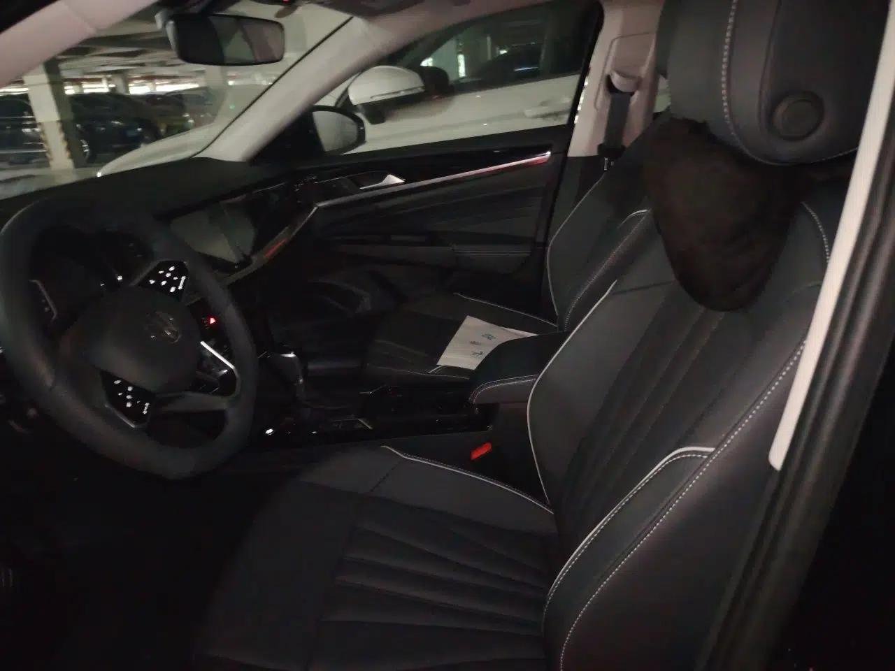 Volkswagen Passat 2024 280TSI Elite Edition — миниатюра 15