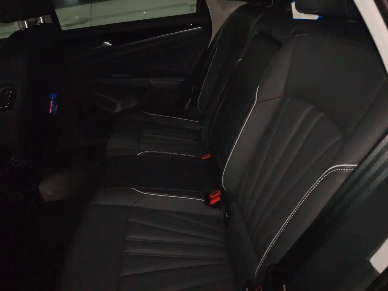 Volkswagen Passat 2024 280TSI Elite Edition — миниатюра 17