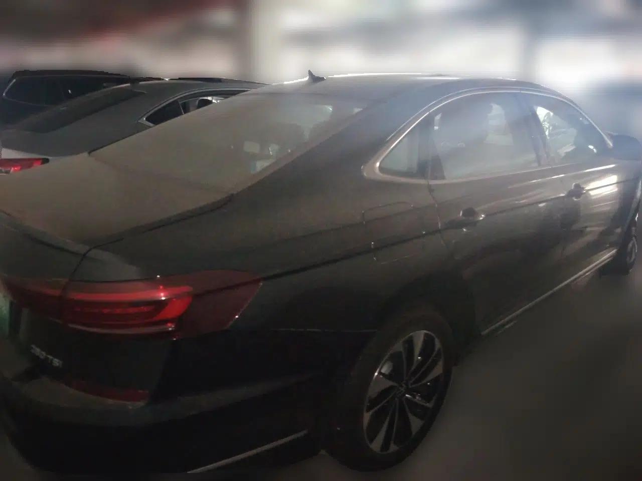 Volkswagen Passat 2024 280TSI Elite Edition — миниатюра 6
