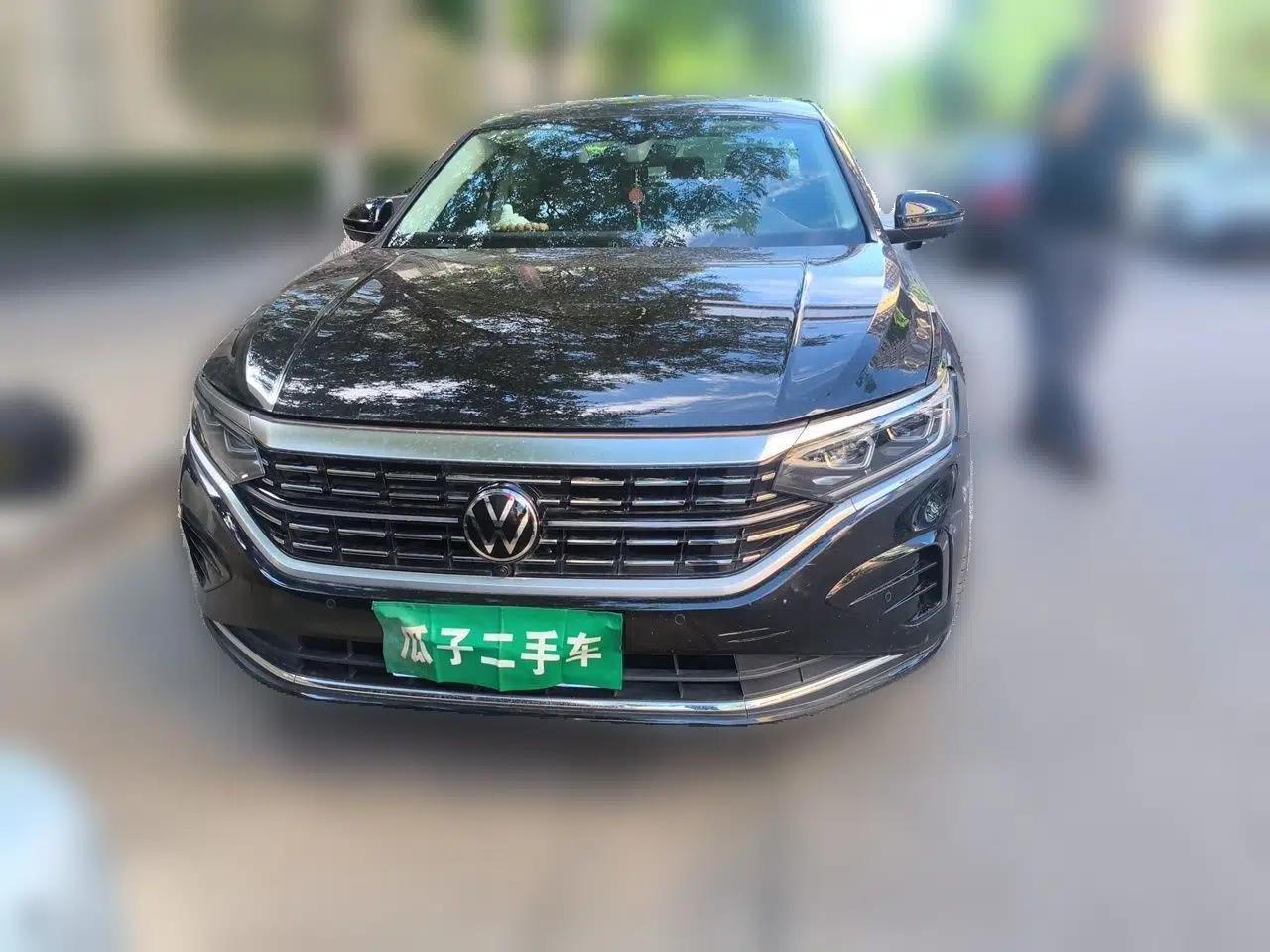 Volkswagen Passat 2023 330TSI Prestige Edition — миниатюра 2