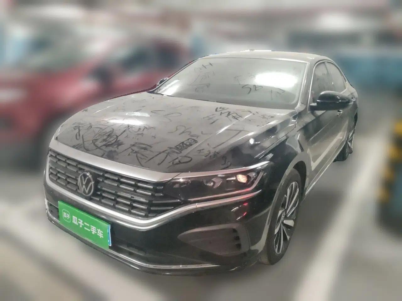 Volkswagen Passat 2025 Premium Version 380TSI Dragon Edition — миниатюра 1