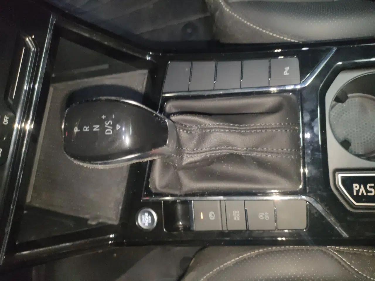 Volkswagen Passat 2025 Premium Version 380TSI Dragon Edition — миниатюра 14