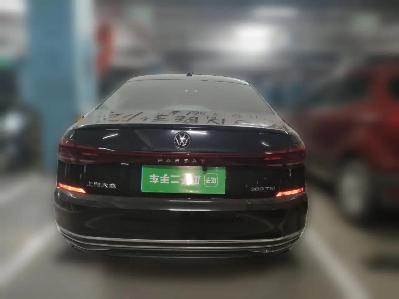 Volkswagen Passat 2025 Premium Version 380TSI Dragon Edition — миниатюра 5