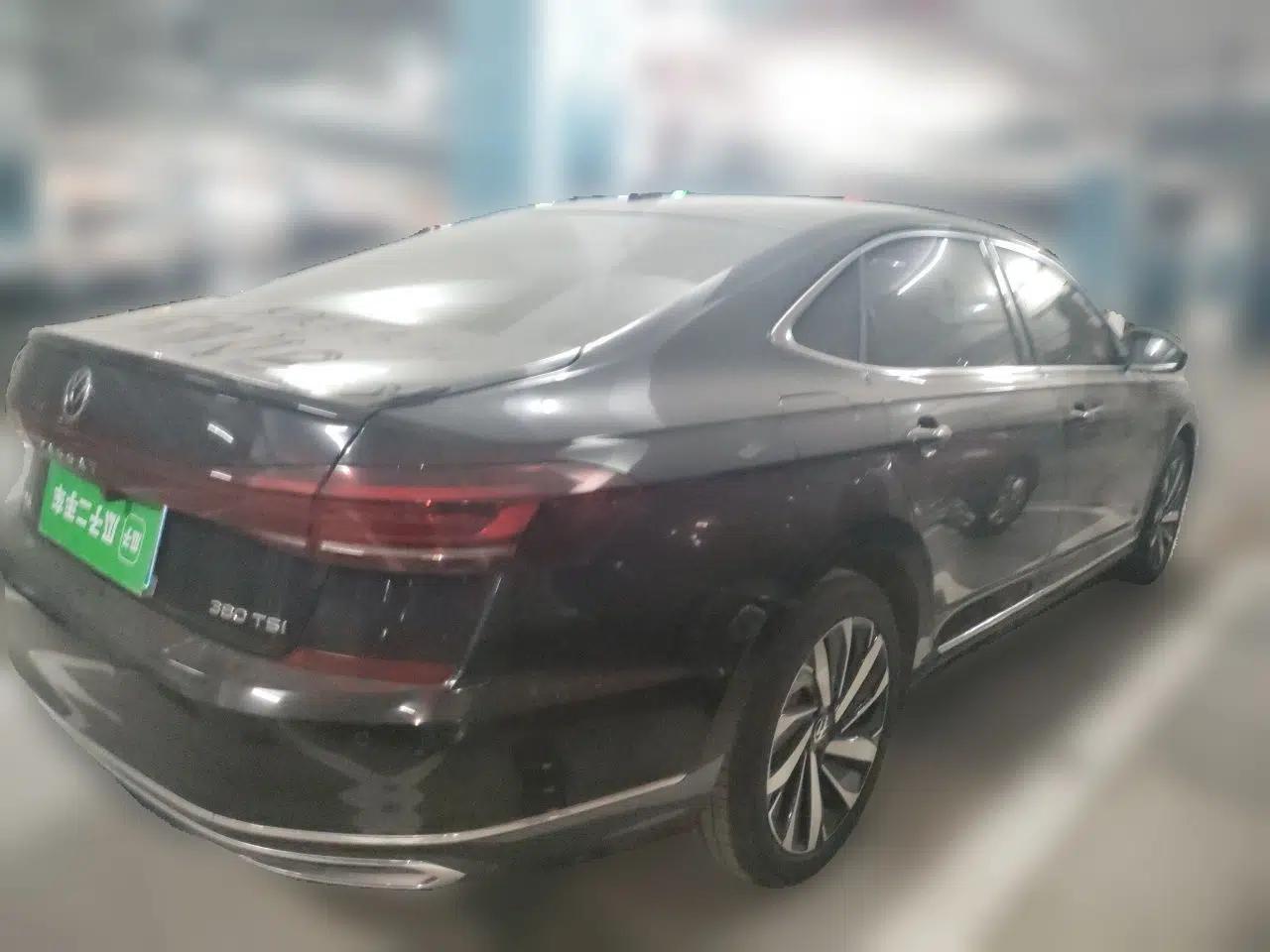 Volkswagen Passat 2025 Premium Version 380TSI Dragon Edition — миниатюра 6