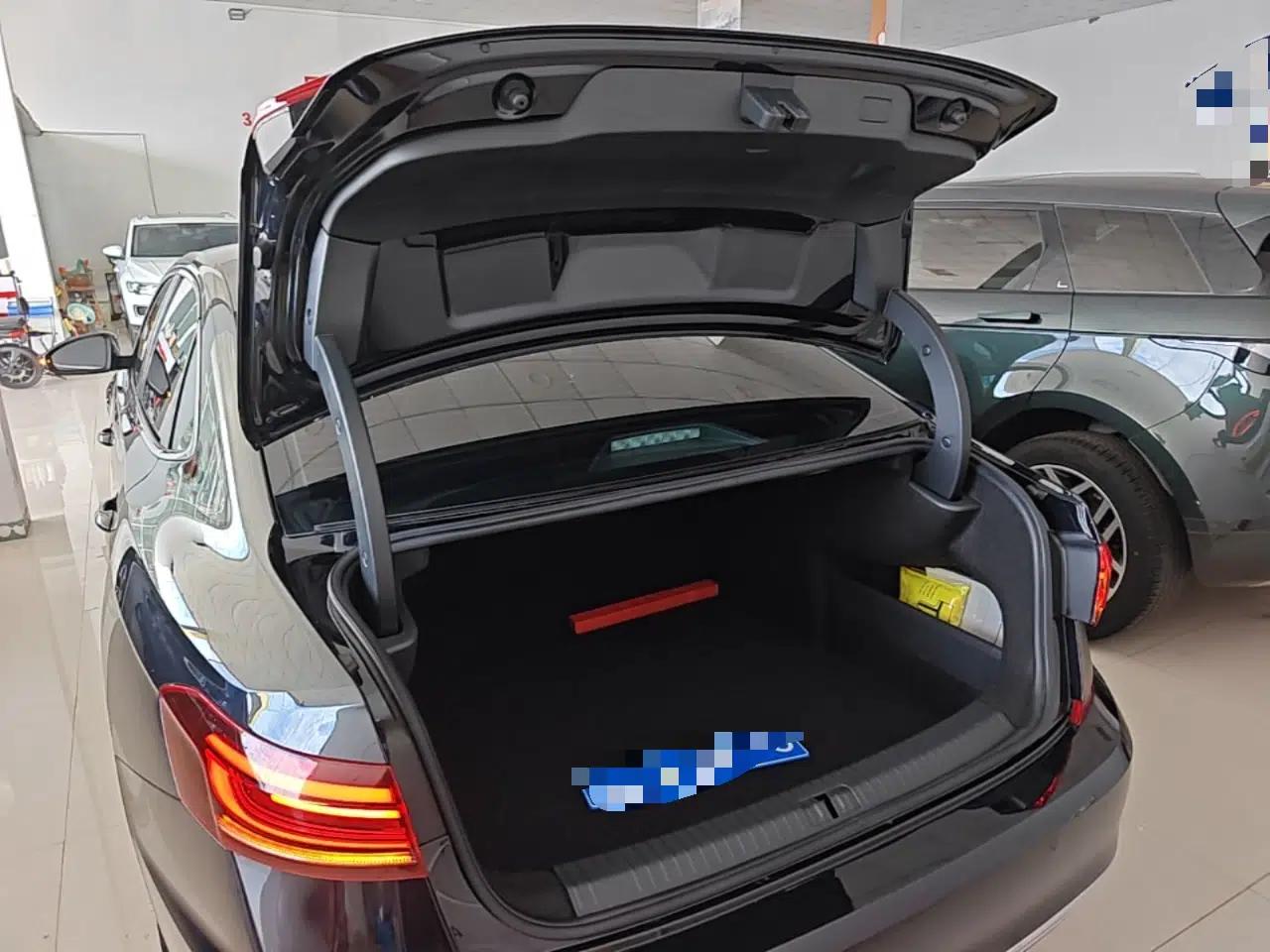 Volkswagen Passat 2025 Premium Version 380TSI Dragon Edition — миниатюра 22