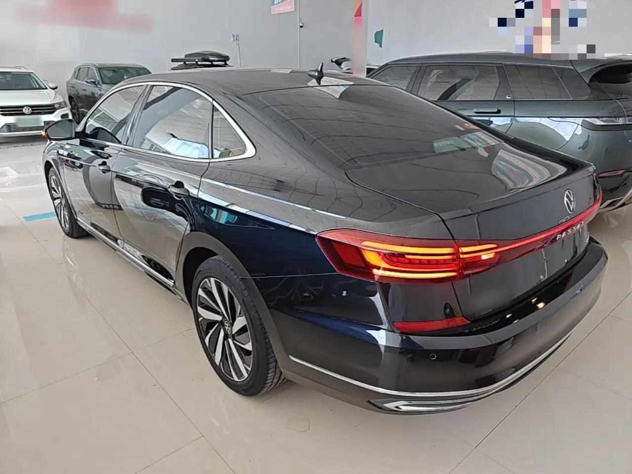Volkswagen Passat 2025 Premium Version 380TSI Dragon Edition — миниатюра 4