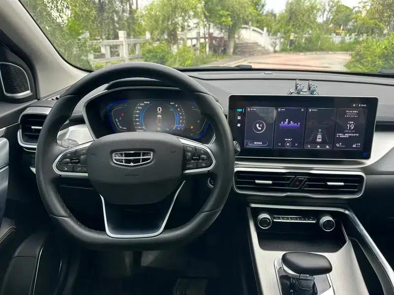 Geely Binyue 2023 1.5T DCT Diamond Edition — миниатюра 13