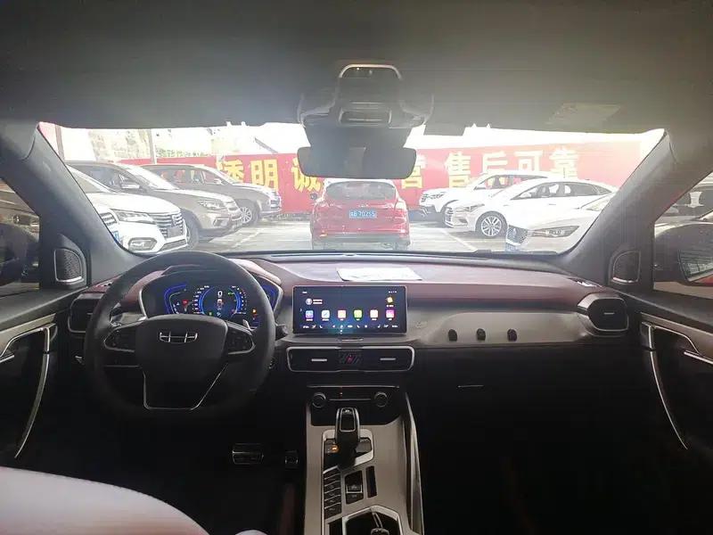 Geely Binyue 2019 Sport 260T DCT Battle (China VI Emission Standard) — миниатюра 8