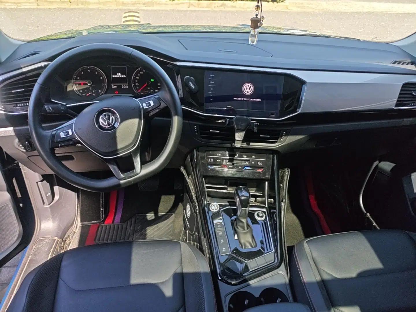 Volkswagen Tayron 2020 280TSI Two-Wheel Drive Luxury Connect Edition — миниатюра 12