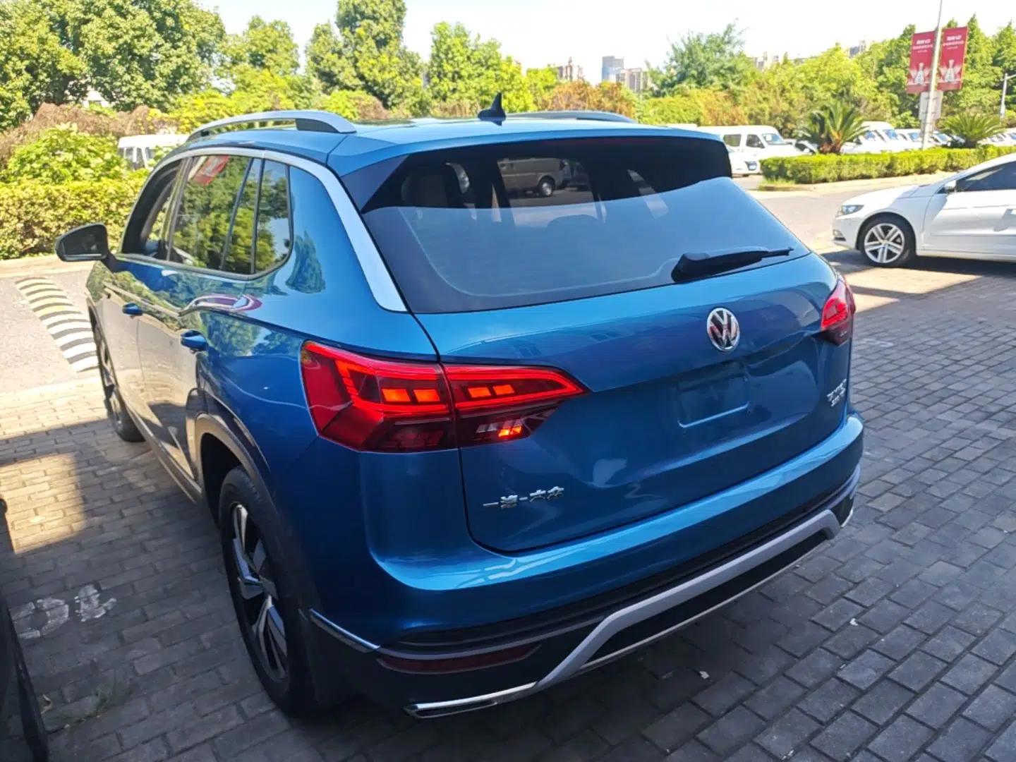 Volkswagen Tayron 2020 280TSI Two-Wheel Drive Luxury Connect Edition — миниатюра 4