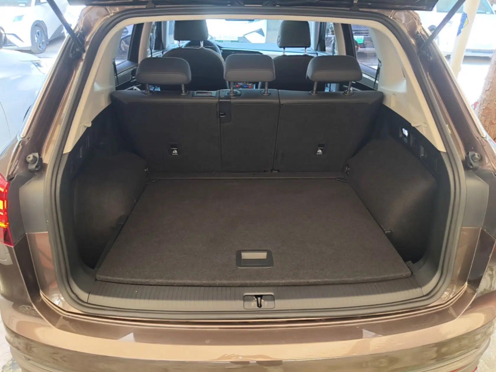 Volkswagen Tayron 2020 330TSI Two-Wheel Drive Luxury Smart Connectivity Version — миниатюра 30