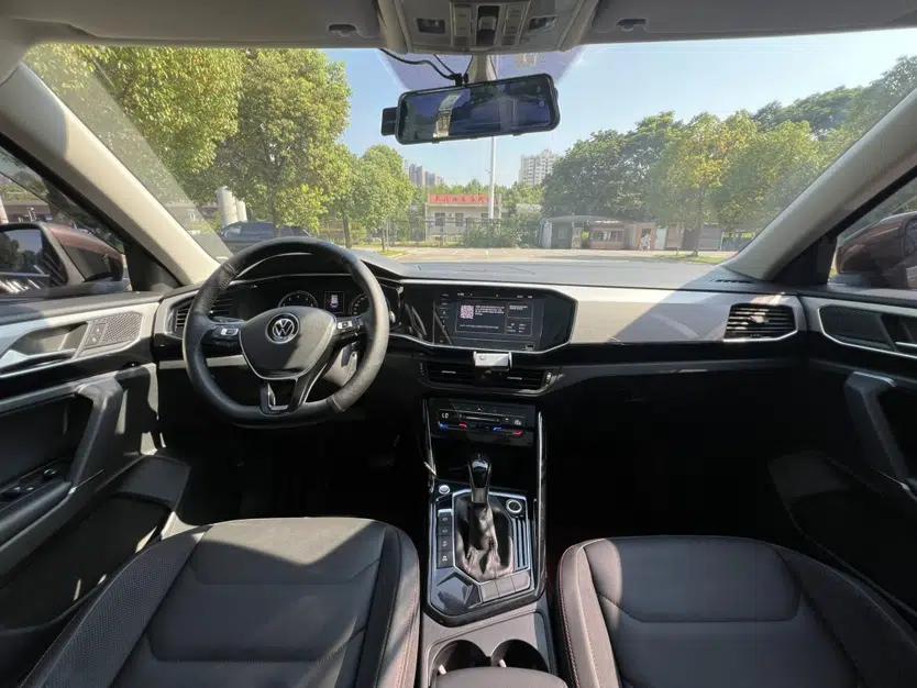 Volkswagen Tayron 2020 330TSI Two-Wheel Drive Luxury Smart Connectivity Version — миниатюра 33