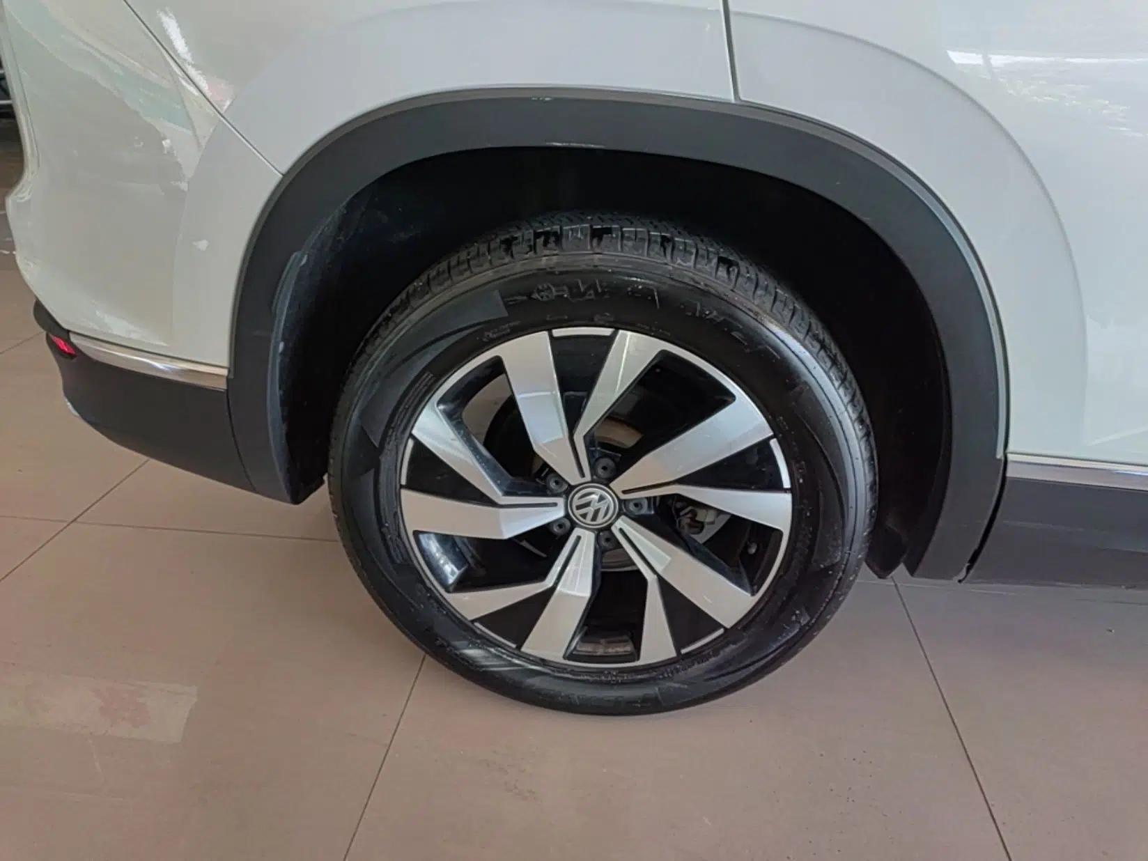 Volkswagen Tayron 2019 330TSI Two-Wheel Drive Luxury Model China VI Standard — миниатюра 11