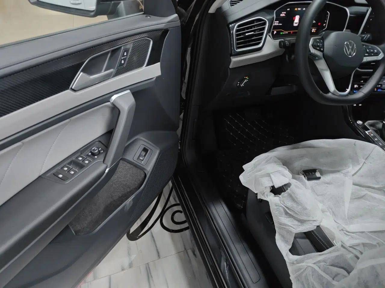 Volkswagen Tayron 2025 Zhongxiang Version 300TSI — миниатюра 16