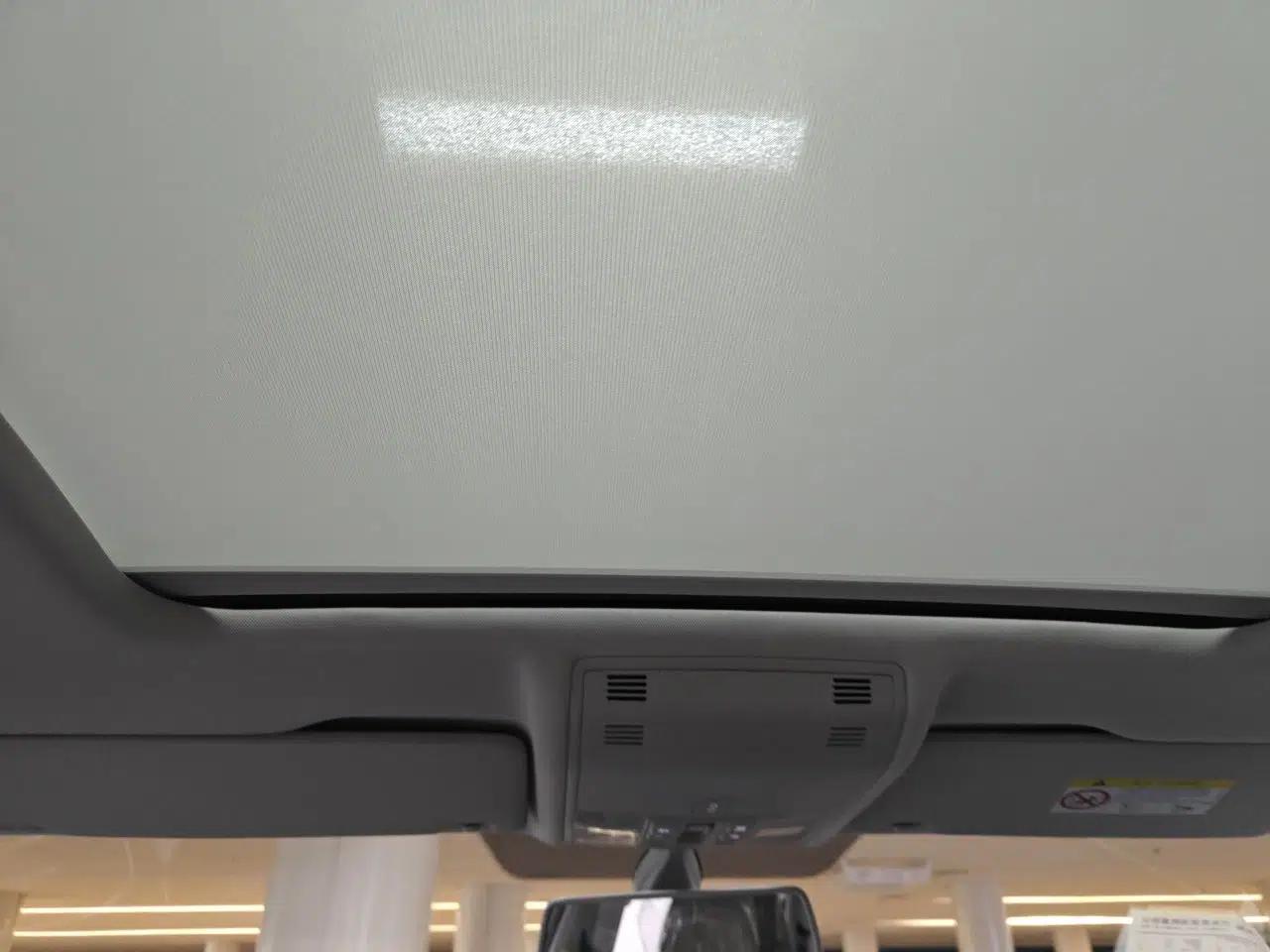 Volkswagen Tayron 2025 Zhongxiang Version 300TSI — миниатюра 18