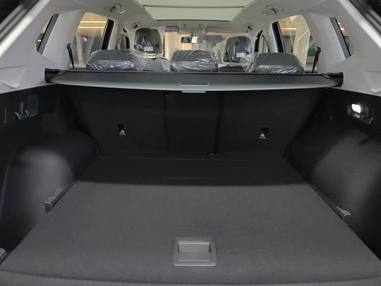 Volkswagen Tayron 2025 Zhongxiang Version 300TSI — миниатюра 19
