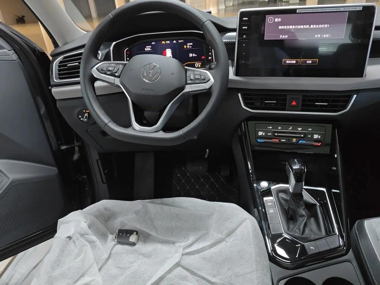 Volkswagen Tayron 2025 Zhongxiang Version 300TSI — миниатюра 10