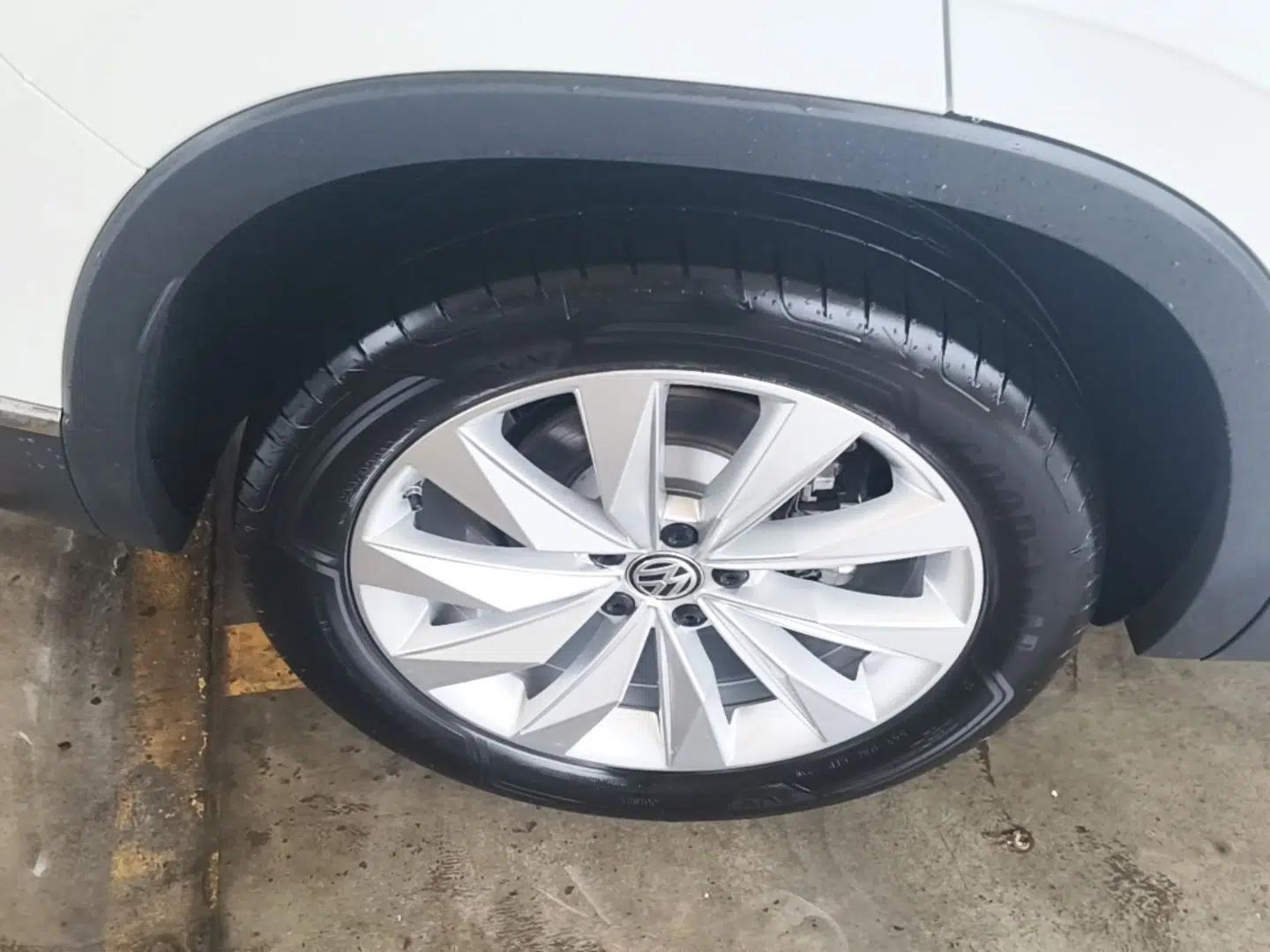 Volkswagen Tayron 2020 330TSI Two-Wheel Drive Luxury Connected Pro Edition — миниатюра 11