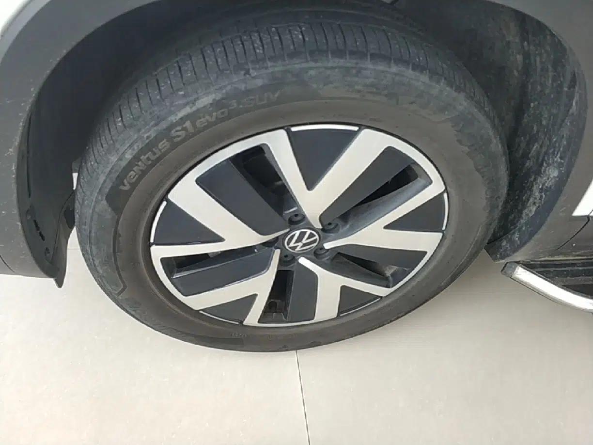 Volkswagen Tayron 2023 330TSI Two-Wheel-Drive Luxury Plus Advanced Version — миниатюра 10