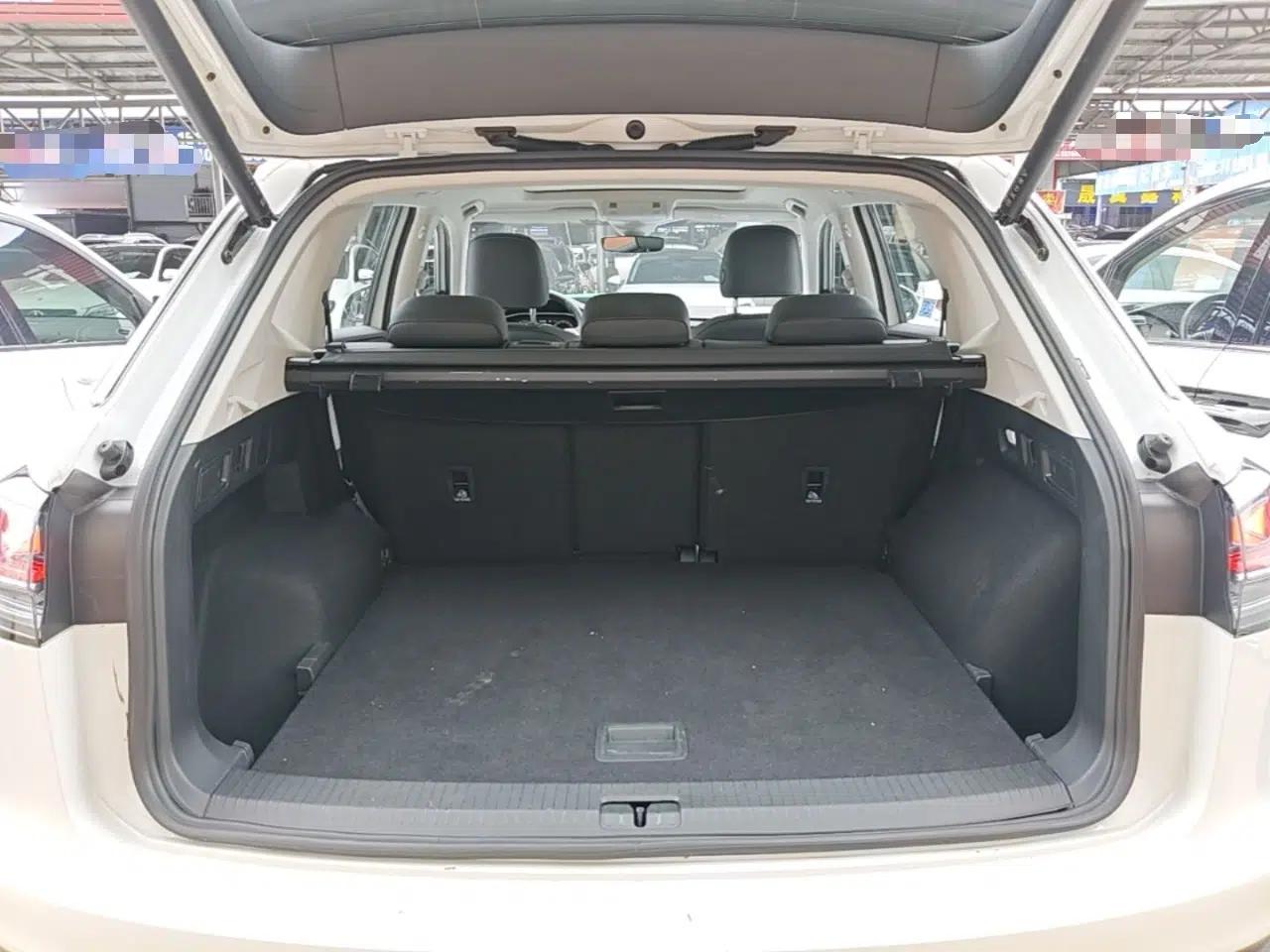 Volkswagen Tayron 2024 300TSI Two-Wheel-Drive Luxury Plus Advanced Version — миниатюра 22