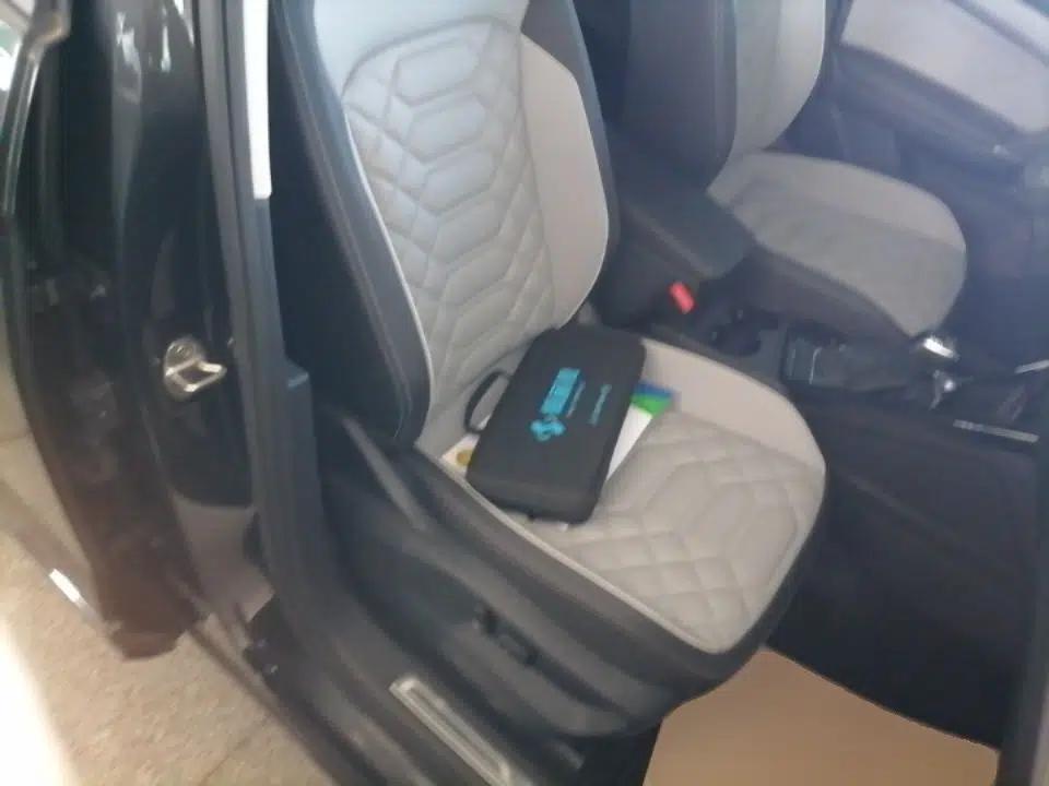 Volkswagen Tayron 2024 330TSI Two-Wheel Drive Luxury Plus Advanced Version — миниатюра 19