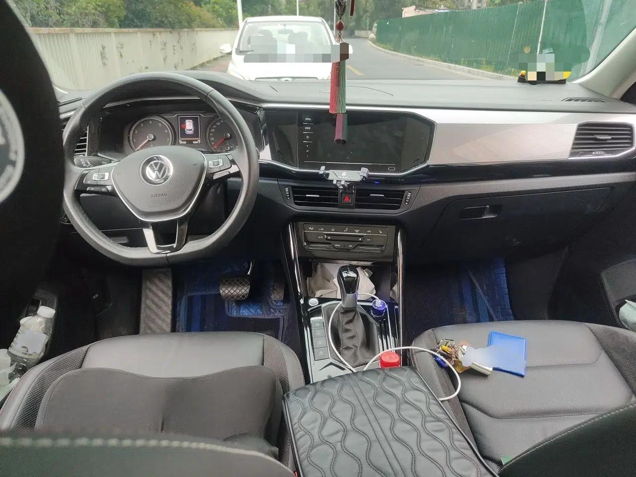 Volkswagen Tayron 2022 330TSI Two-Wheel Drive Luxury Smart Connectivity Version — миниатюра 9