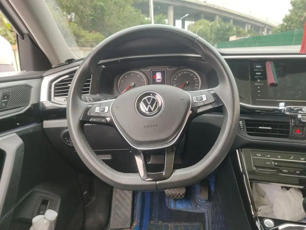 Volkswagen Tayron 2022 330TSI Two-Wheel Drive Luxury Smart Connectivity Version — миниатюра 10
