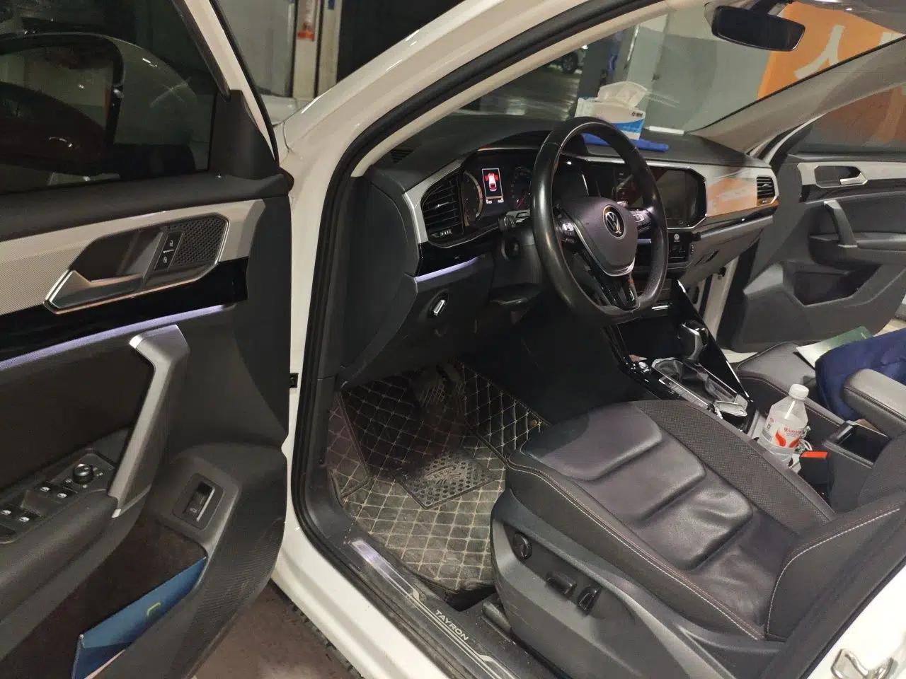 Volkswagen Tayron 2022 280TSI Two-Wheel Drive Luxury Smart Connectivity Version — миниатюра 16