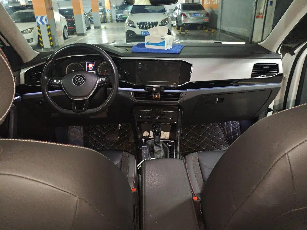 Volkswagen Tayron 2022 280TSI Two-Wheel Drive Luxury Smart Connectivity Version — миниатюра 9