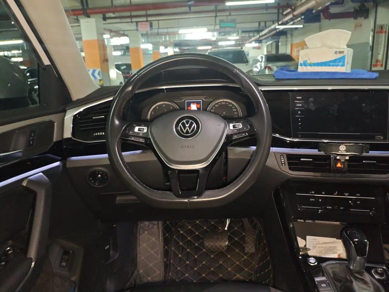 Volkswagen Tayron 2022 280TSI Two-Wheel Drive Luxury Smart Connectivity Version — миниатюра 10