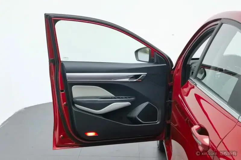 Geely Binrui 2018 14T CVT Binzhi Edition — миниатюра 22