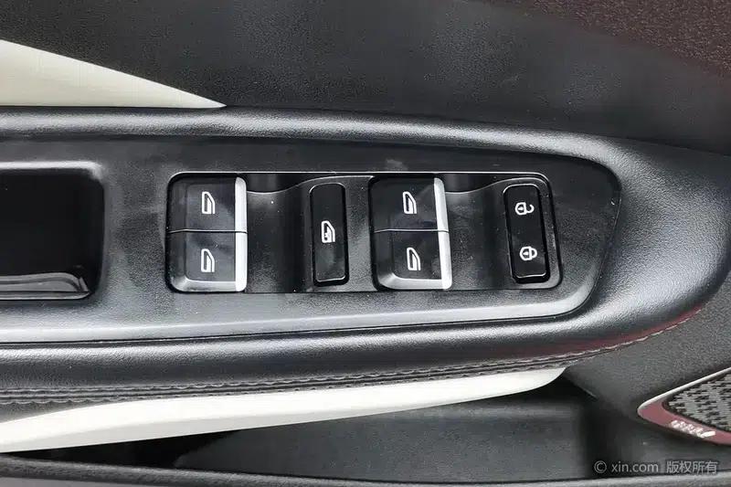 Geely Binrui 2018 14T CVT Binzhi Edition — миниатюра 23