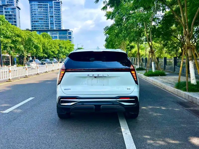 Geely Boyue L 2023 1.5TD DCT Premium Edition — миниатюра 5