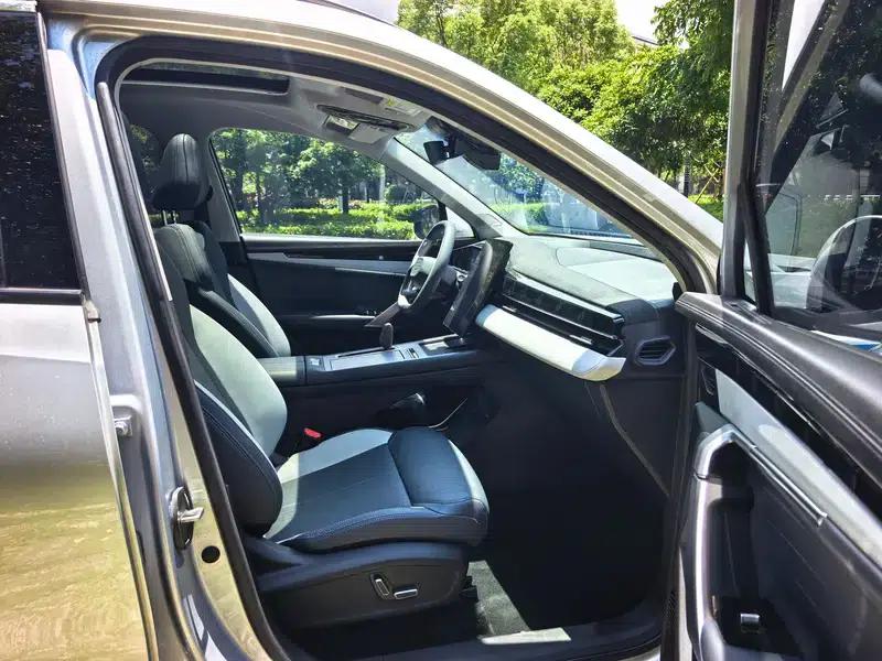 Geely Boyue L 2023 1.5TD DCT Premium Edition — миниатюра 19