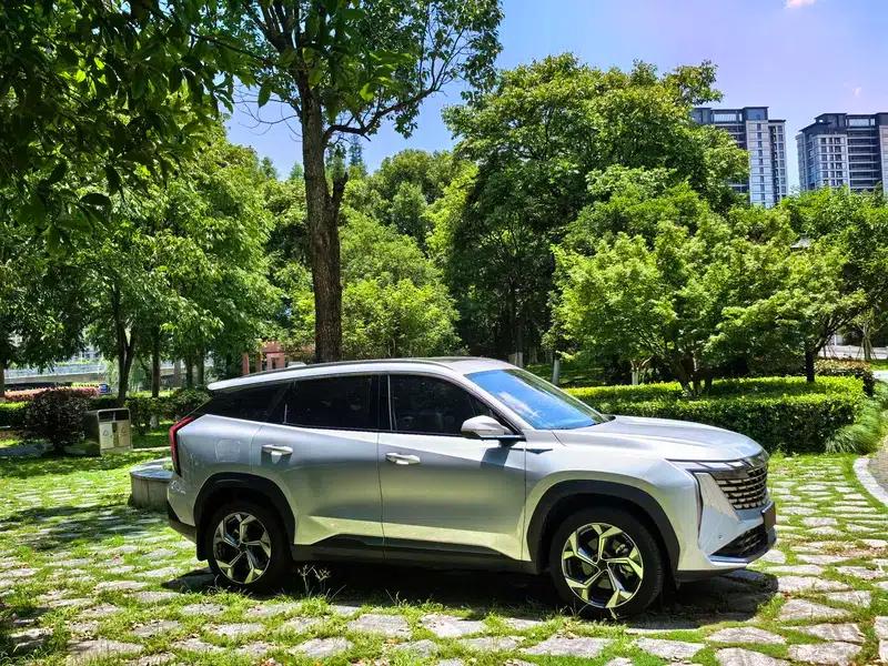 Geely Boyue L 2023 1.5TD DCT Premium Edition — миниатюра 7