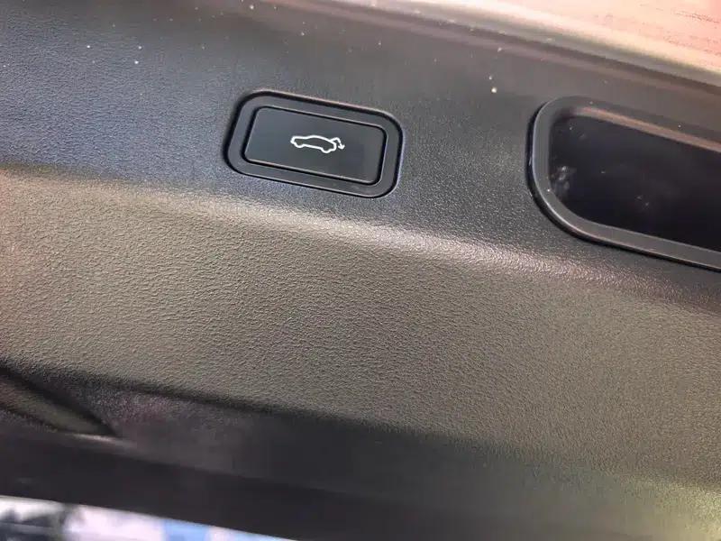 Geely Boyue L 2023 1.5TD DCT Premium Edition — миниатюра 9