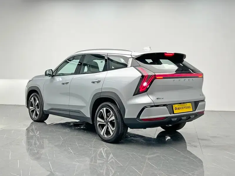 Geely Boyue L 2025 Fourth Generation 1.5TD DCT (Mountain and River) — миниатюра 5