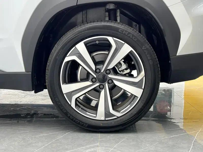 Geely Boyue L 2025 Fourth Generation 1.5TD DCT (Mountain and River) — миниатюра 9