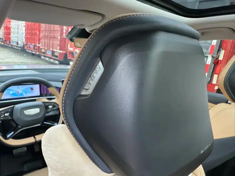 Geely Boyue L 2023 1.5TD DCT Premium Edition — миниатюра 11