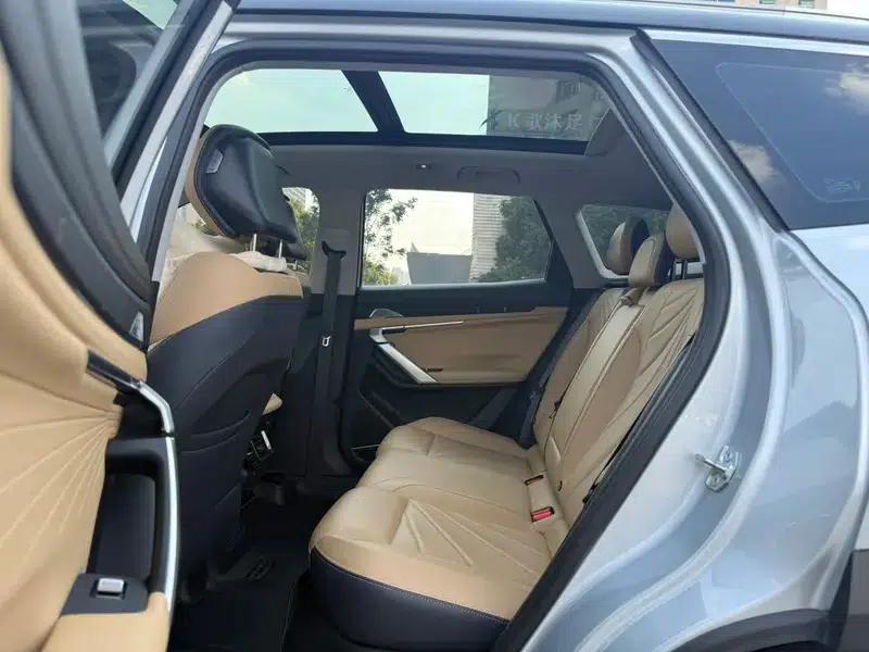 Geely Boyue L 2023 1.5TD DCT Premium Edition — миниатюра 17