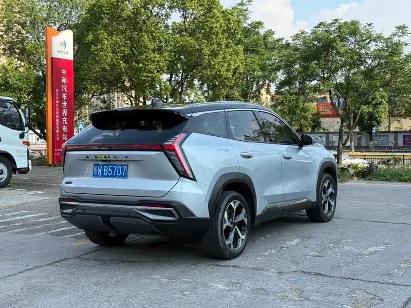 Geely Boyue L 2023 1.5TD DCT Premium Edition — миниатюра 6